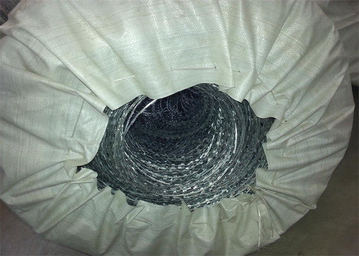 Razor Barbed Wire Concertina For Security Fence with BTO22